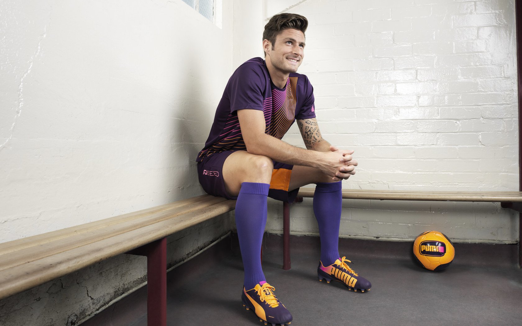 新签外援展现强烈求胜欲望迅速融入球队展现大将之风,外援球员